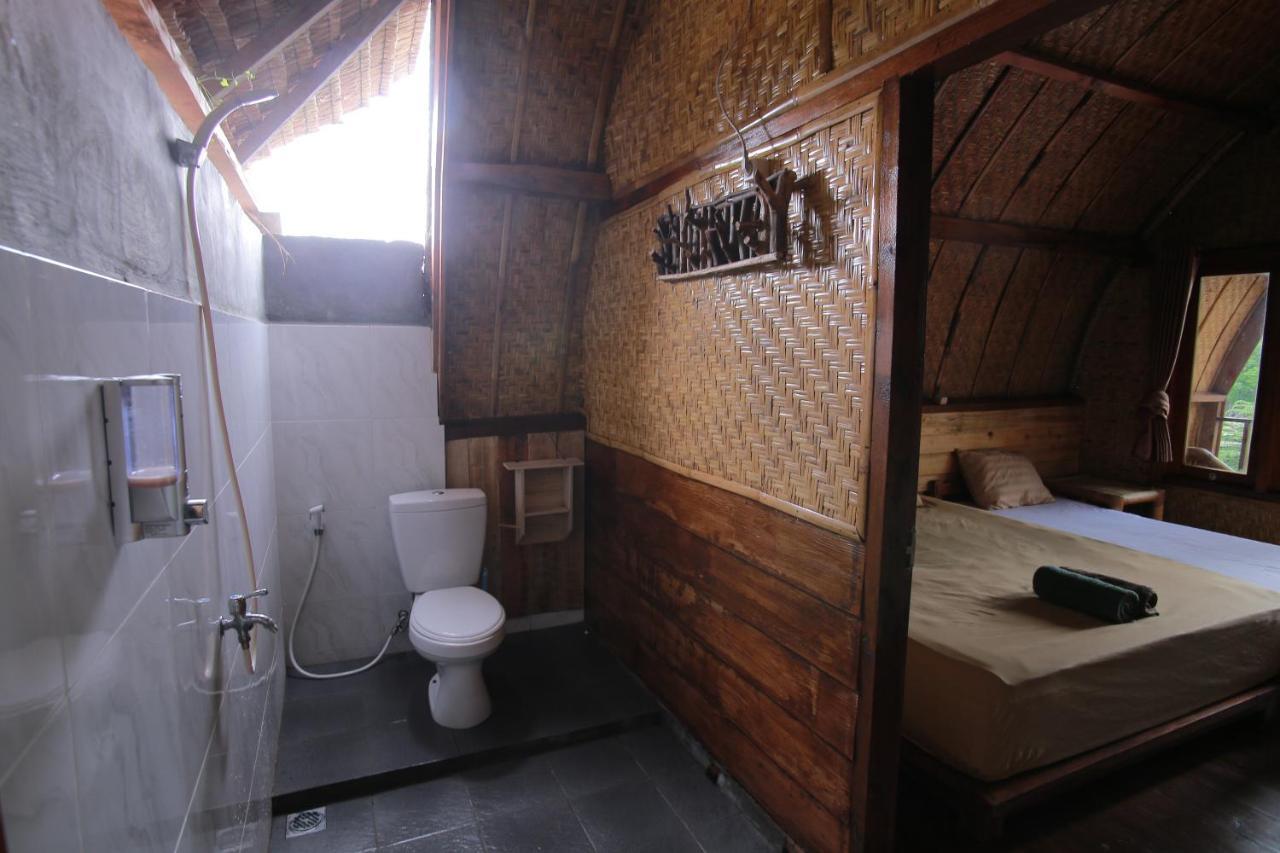 The Golden Ave Bungalow Hotel Gili Trawangan Exterior foto